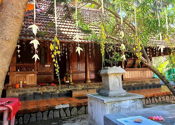 Thriphala Ayurveda Yogashram