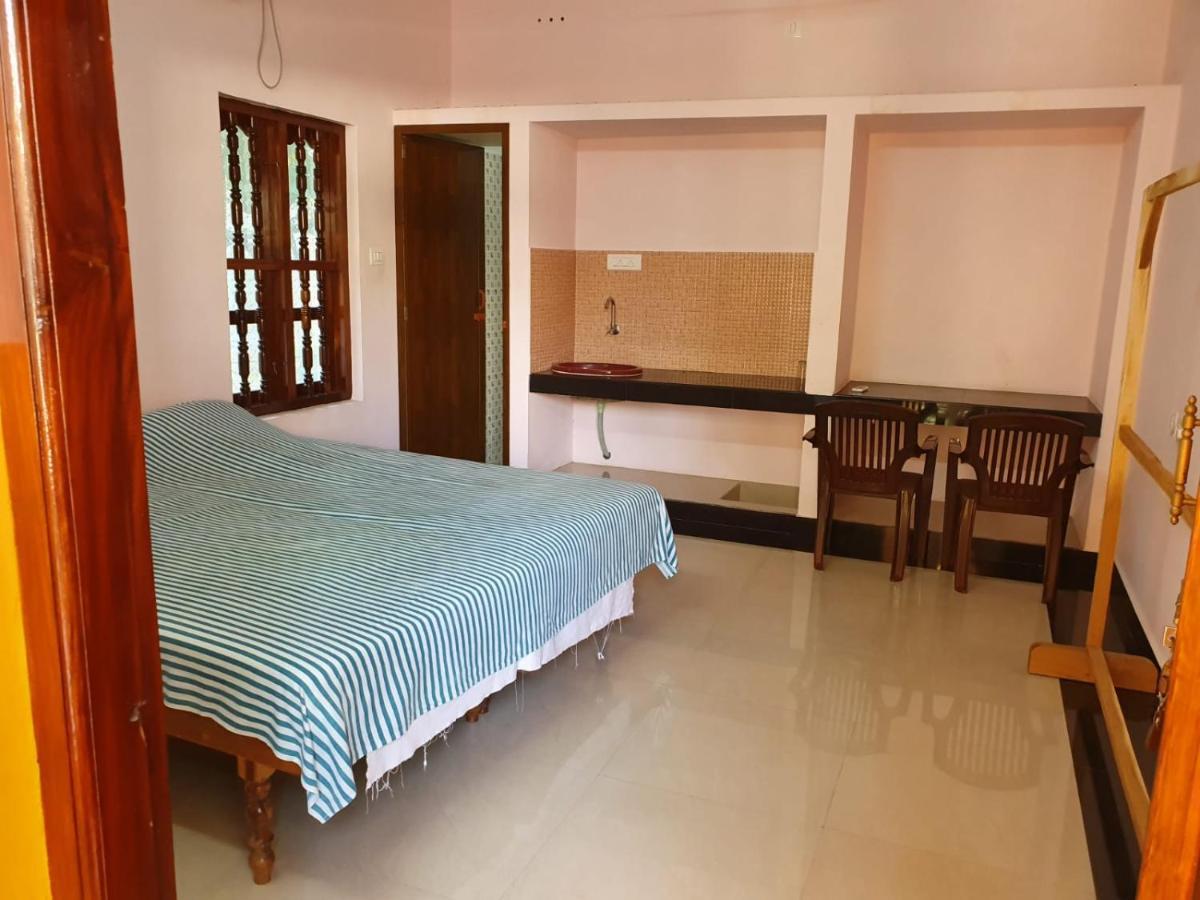 Thriphala Ayurveda Yogashram Homestay